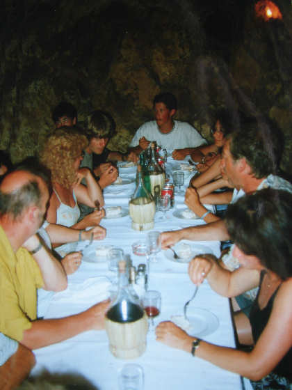 "Esshöhle" in Sassa