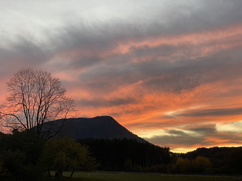 Flammen am Himmel